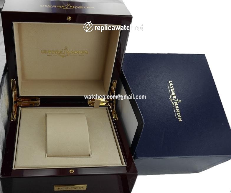Ulysse Nardin Mens watch Unisex Automatic Steel 333-55 3