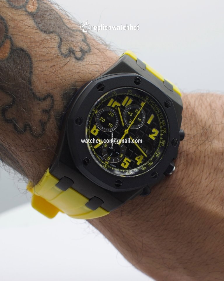 Audemars Piguet Royal Oak Offshore Chronograph Automatic Steel 26020 25940 3