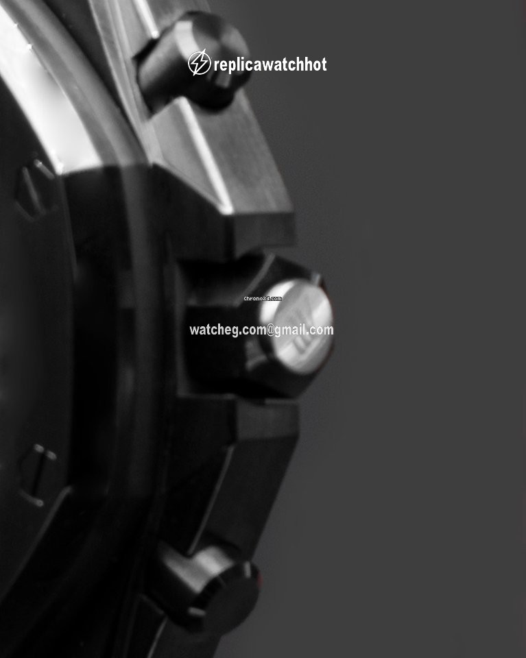 Audemars Piguet Royal Oak Offshore Chronograph Automatic Steel 26470 3