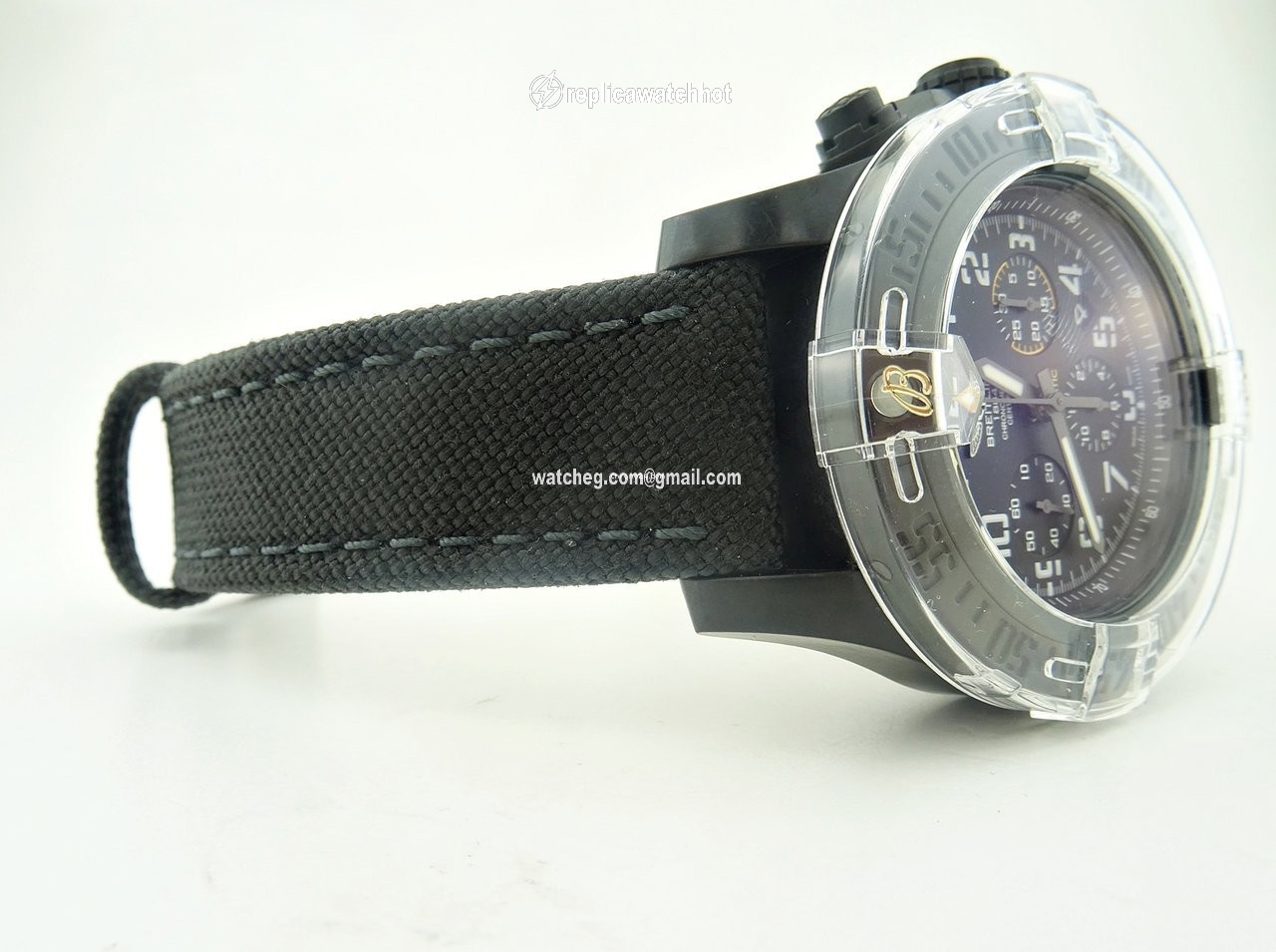 Breitling Avenger Hurricane Mens watch Unisex Automatic XB0180E4 BF31 153S X20D.4 3