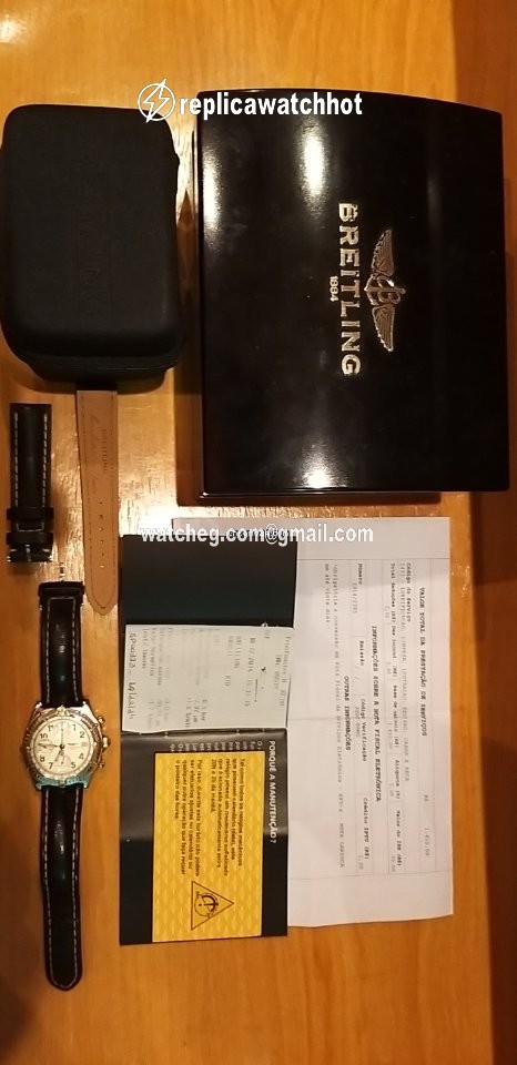 Breitling Chronomat Mens watch Unisex Automatic Gold Steel Breitling Chronomat B13050.1 3