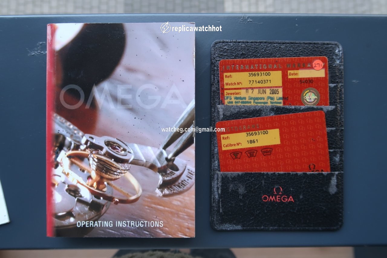 Omega Speedmaster Mens watch Unisex Manual winding Steel 35693100 3