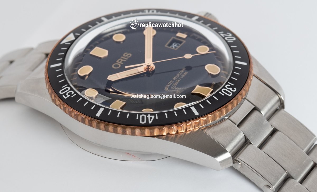 Oris Divers Sixty Five Mens watch Unisex Automatic Steel 01-733-7720-4354-07 8 21 18 3