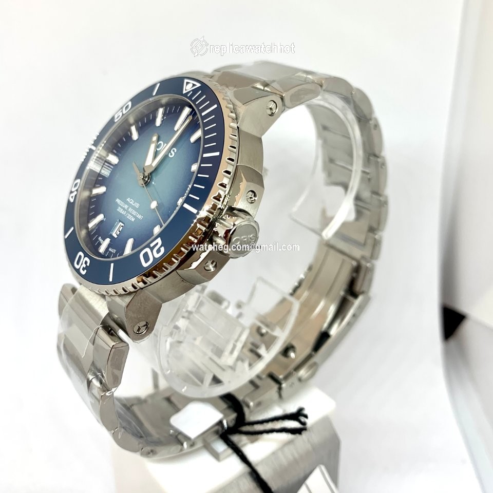Oris Aquis Date Mens watch Unisex Automatic Steel 01 733 7730 4175-Set 3