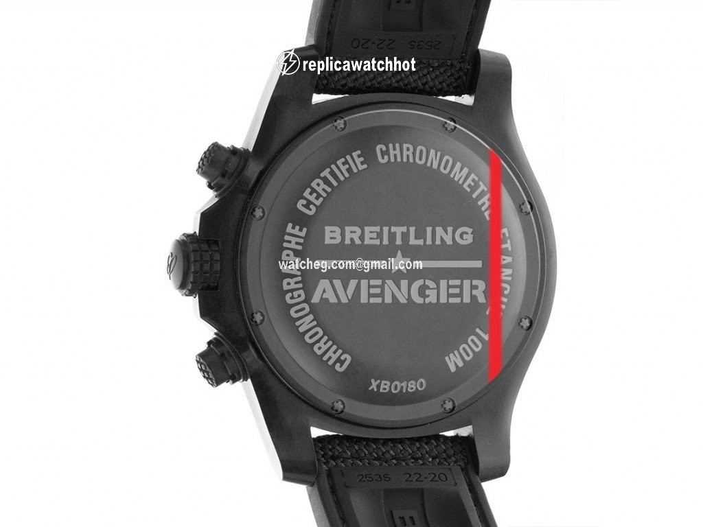 Breitling Avenger Hurricane Mens watch Unisex Automatic Plastic XB0180E4 I534 253S X20D.4 3