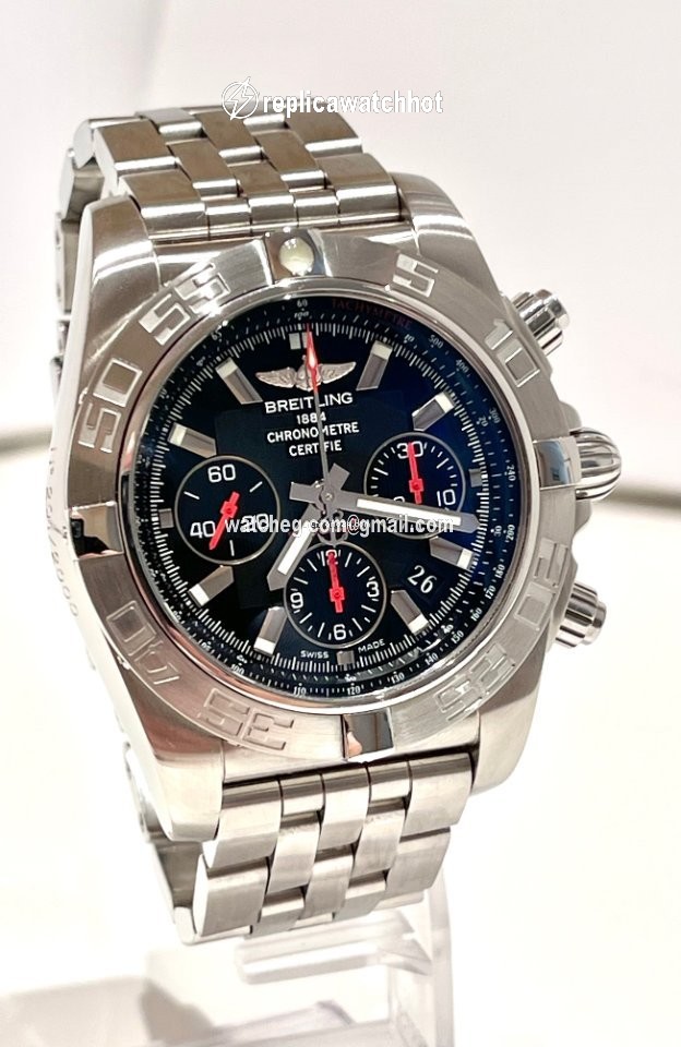 Breitling Chronomat Mens watch Unisex Automatic Steel AB0111-105 3