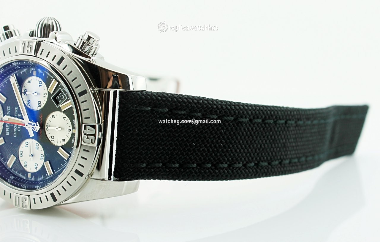 Breitling Chronomat 44 Airborne Mens watch Unisex Automatic Steel AB01154G BD13 3