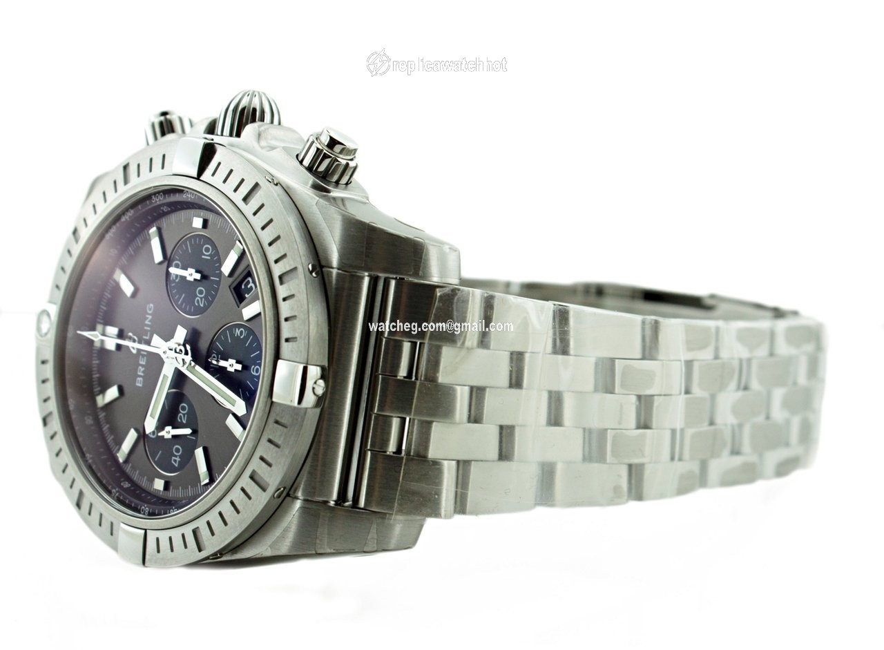 Breitling Chronomat Mens watch Unisex Automatic Steel AB0115101F1A1 3