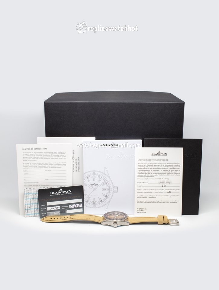 Blancpain Fifty Fathoms Bathyscaphe Mens watch Unisex Automatic Steel 5052-1146-E52A 3