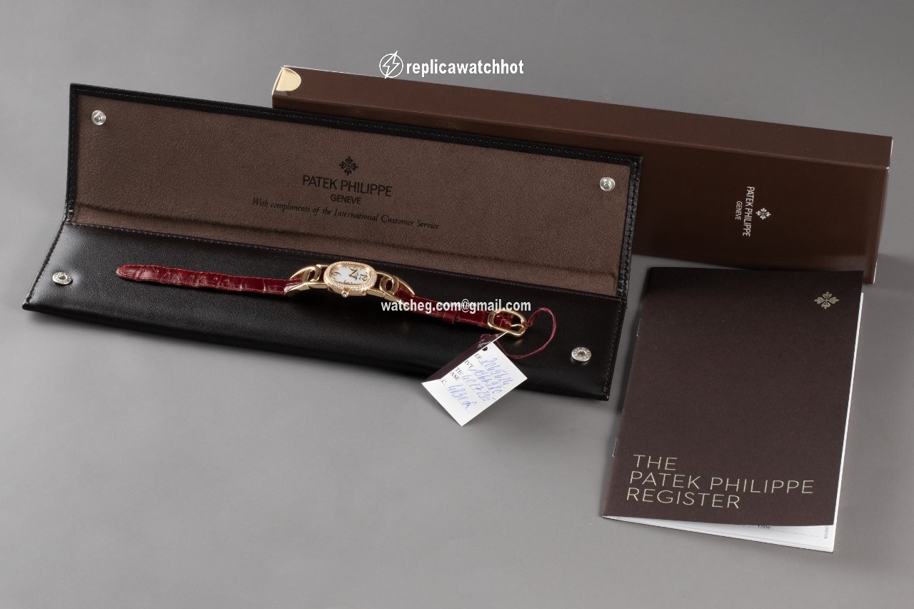 Patek Philippe Golden Ellipse Womens watch Quartz Yellow gold 4831 3