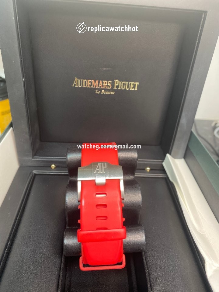 Audemars Piguet Royal Oak Offshore Chronograph Mens watch Unisex Automatic Carbon 26400AU.OO.A002CA.01 3