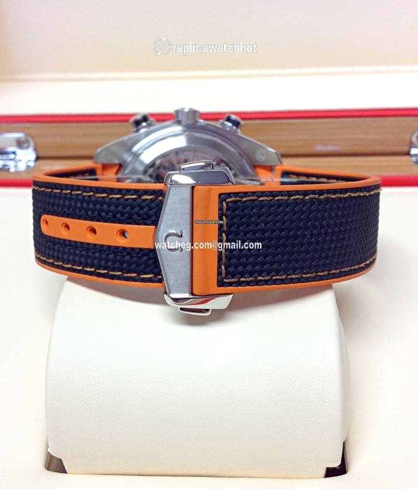 Omega Seamaster Planet Ocean Chronograph Mens watch Unisex Automatic Steel 215.32.46.51.01.001 3