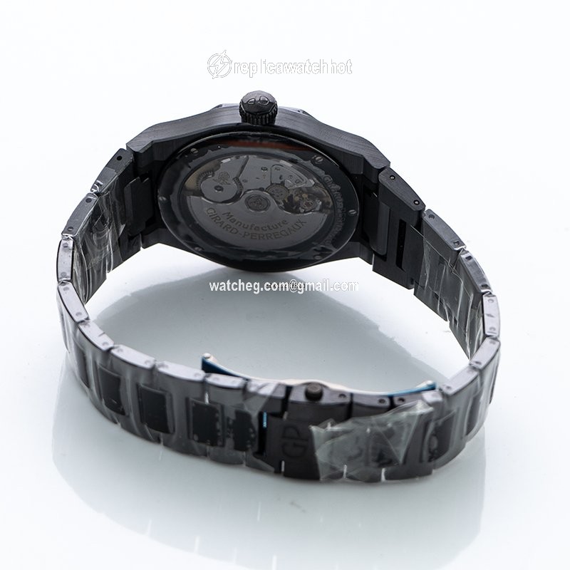 Girard Perregaux Laureato Mens watch Unisex Automatic Ceramic 81010-32-631-32A 3