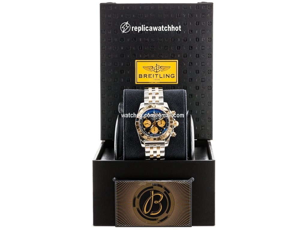 Breitling Chronomat 44 Mens watch Unisex Automatic Gold Steel CB0110121C1C1 3