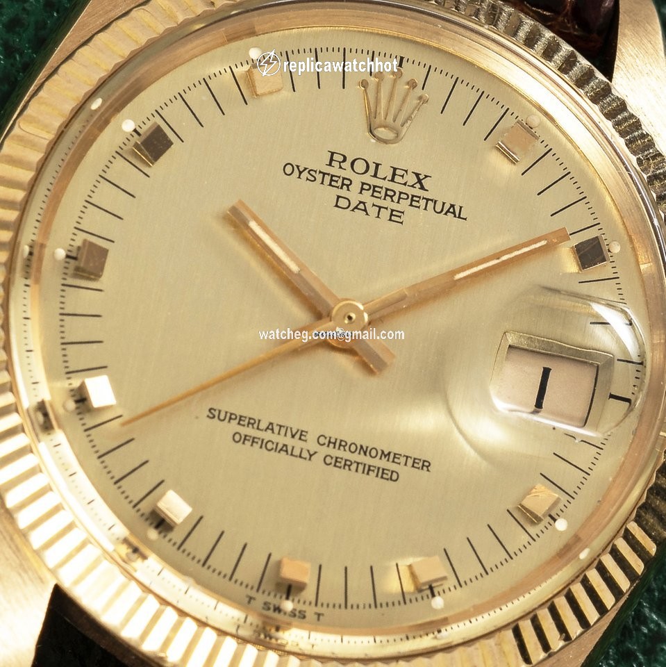 Rolex Oyster Perpetual Date Mens watch Unisex Yellow gold Automatic 1503 Vintage 3