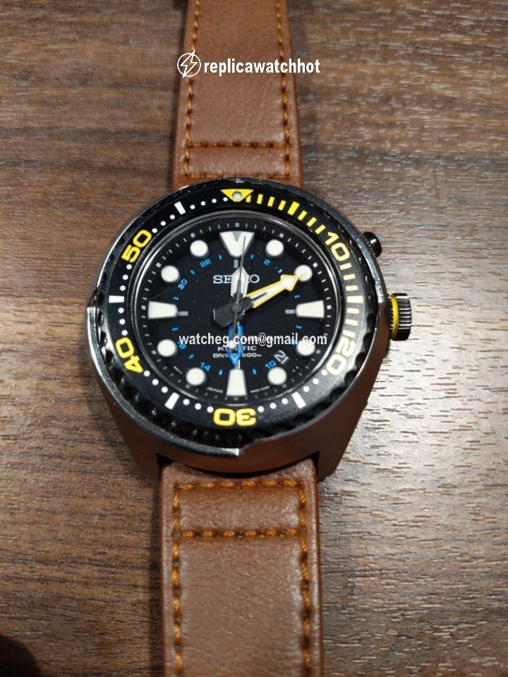 Seiko Prospex Mens watch Unisex Quartz Steel SUN021P1 3