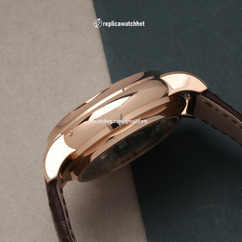 Patek Philippe Perpetual Calendar Chronograph Mens watch Unisex Manual winding Rose gold 5204R-001 3