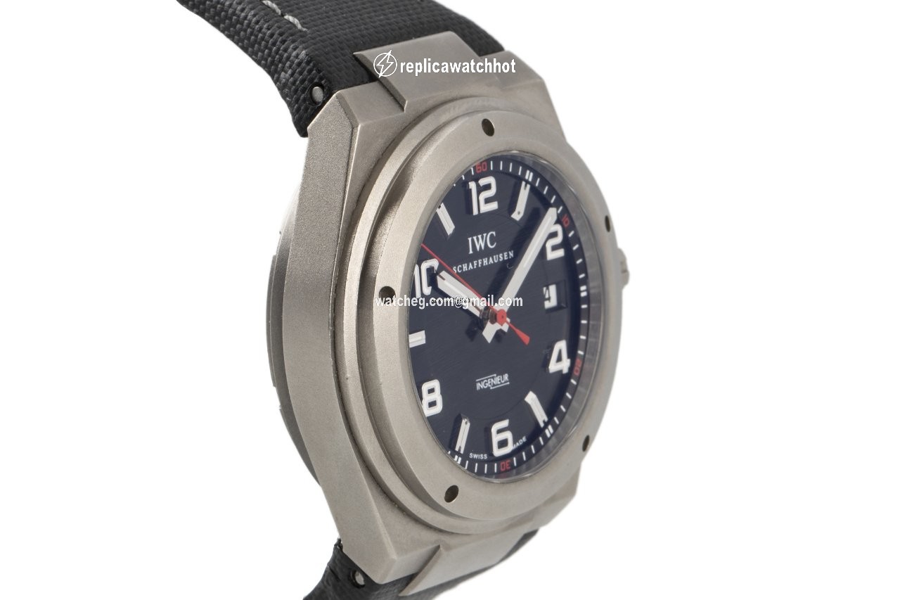 IWC Ingenieur AMG Mens watch Unisex Automatic Titanium 3227 3