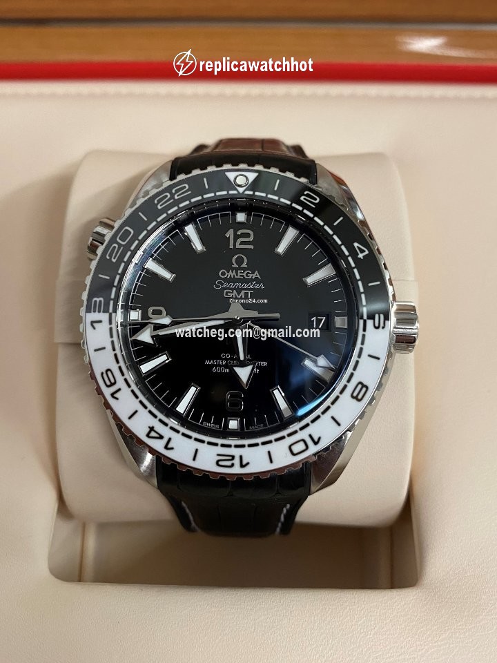Omega Seamaster Planet Ocean Mens watch Unisex Automatic Steel 215.33.44.22.01.001 3