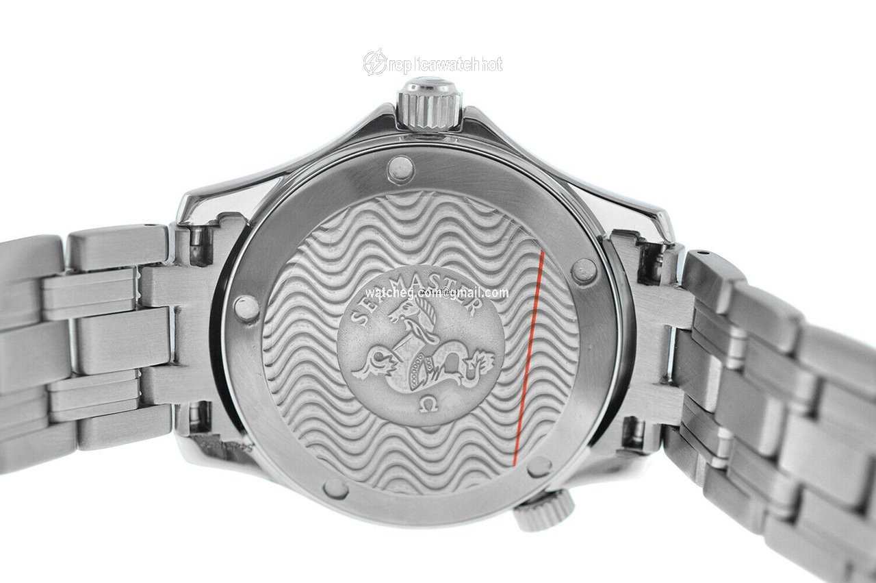 Omega Seamaster Diver 300 M Mens watch Unisex Quartz Steel 2561.8 3