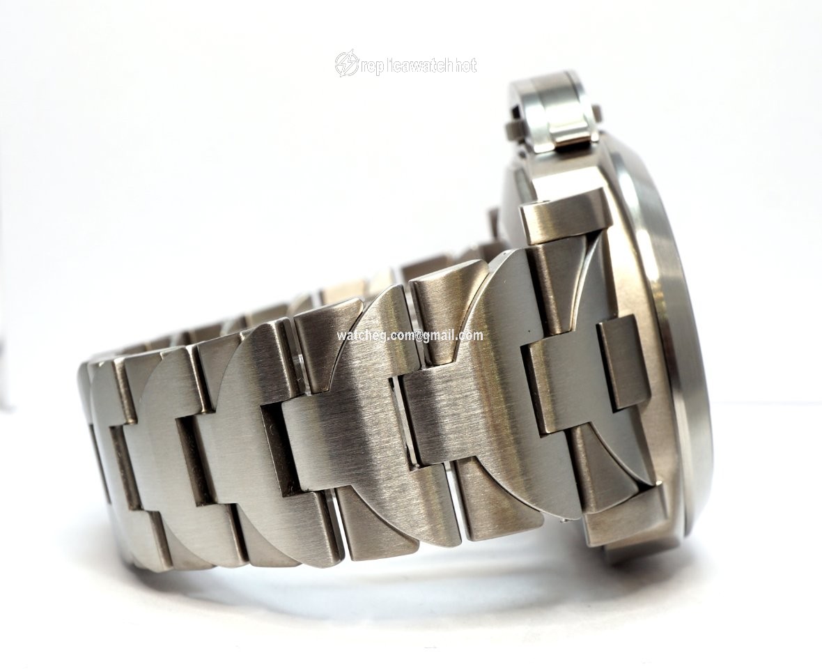 Panerai Luminor Power Reserve Mens watch Unisex Automatic Titanium PAM00124 3