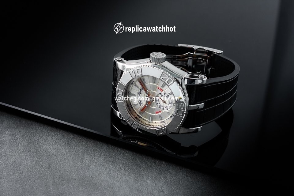 Roger Dubuis Easy Diver Mens watch Unisex Automatic Steel SE46 149 3