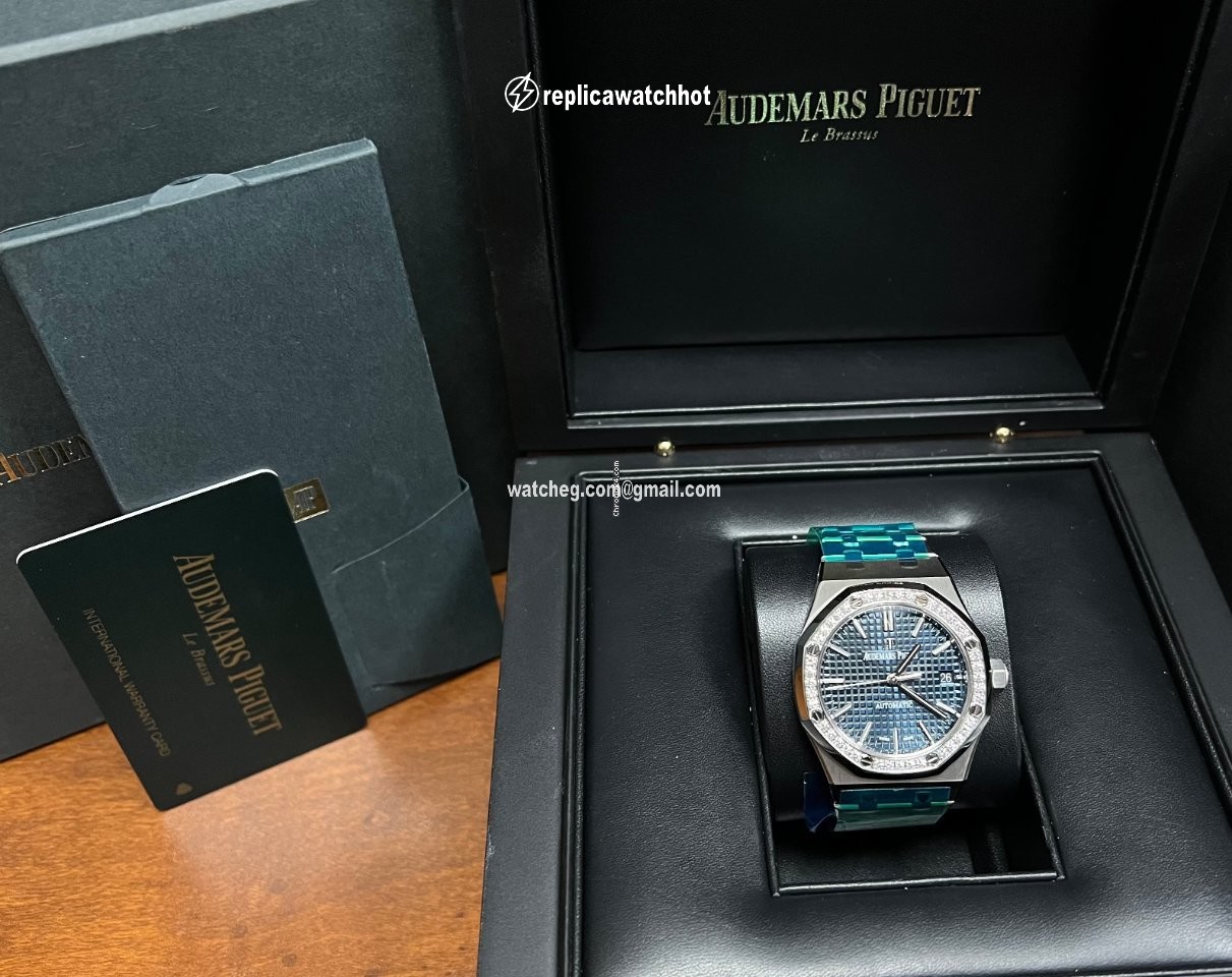 Audemars Piguet Royal Oak Lady Womens watch Automatic Steel 15451ST.ZZ.1256ST.03 3