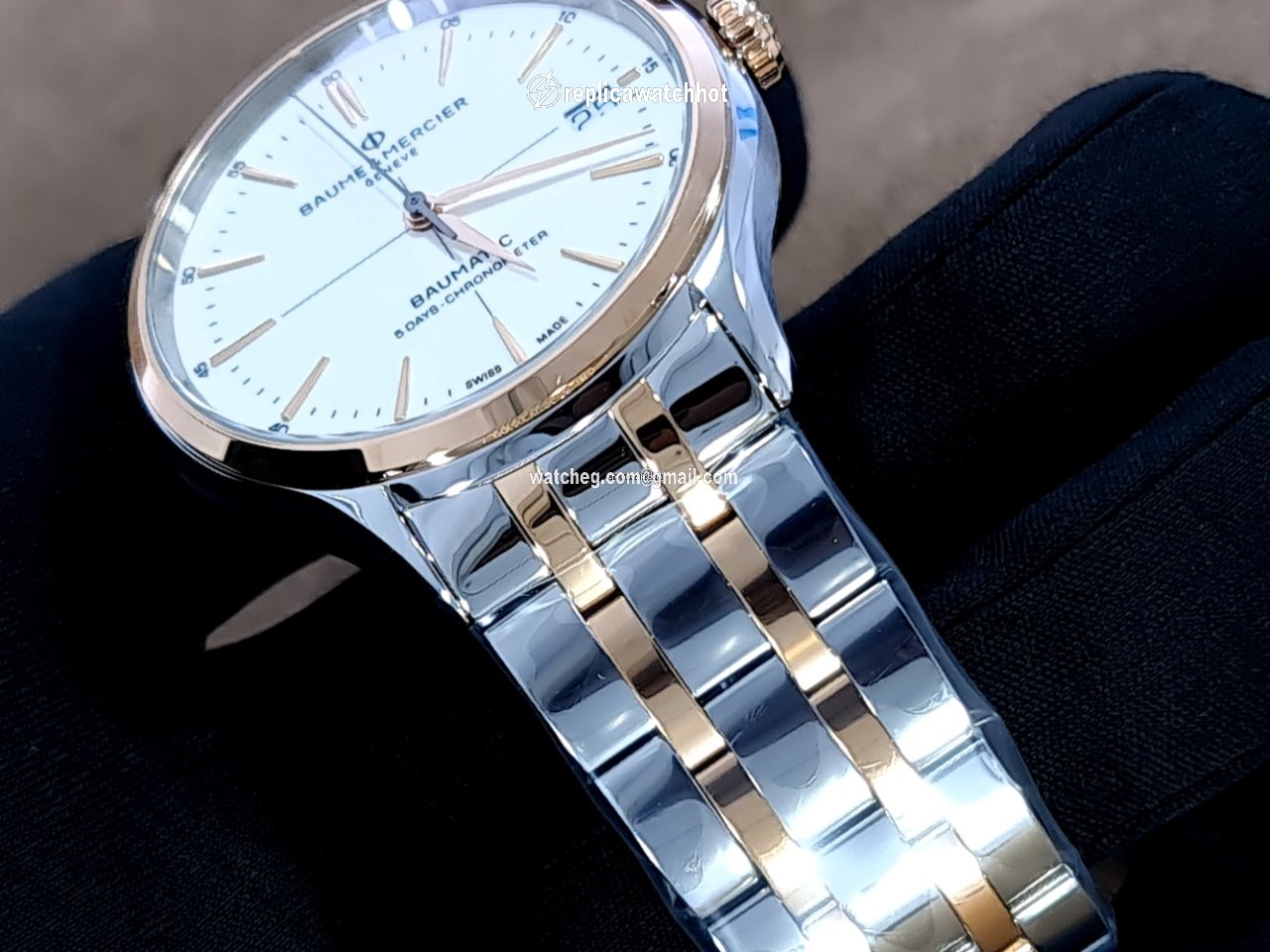 Baume & Mercier Clifton Mens watch Unisex Automatic Gold Steel M0A10458 3