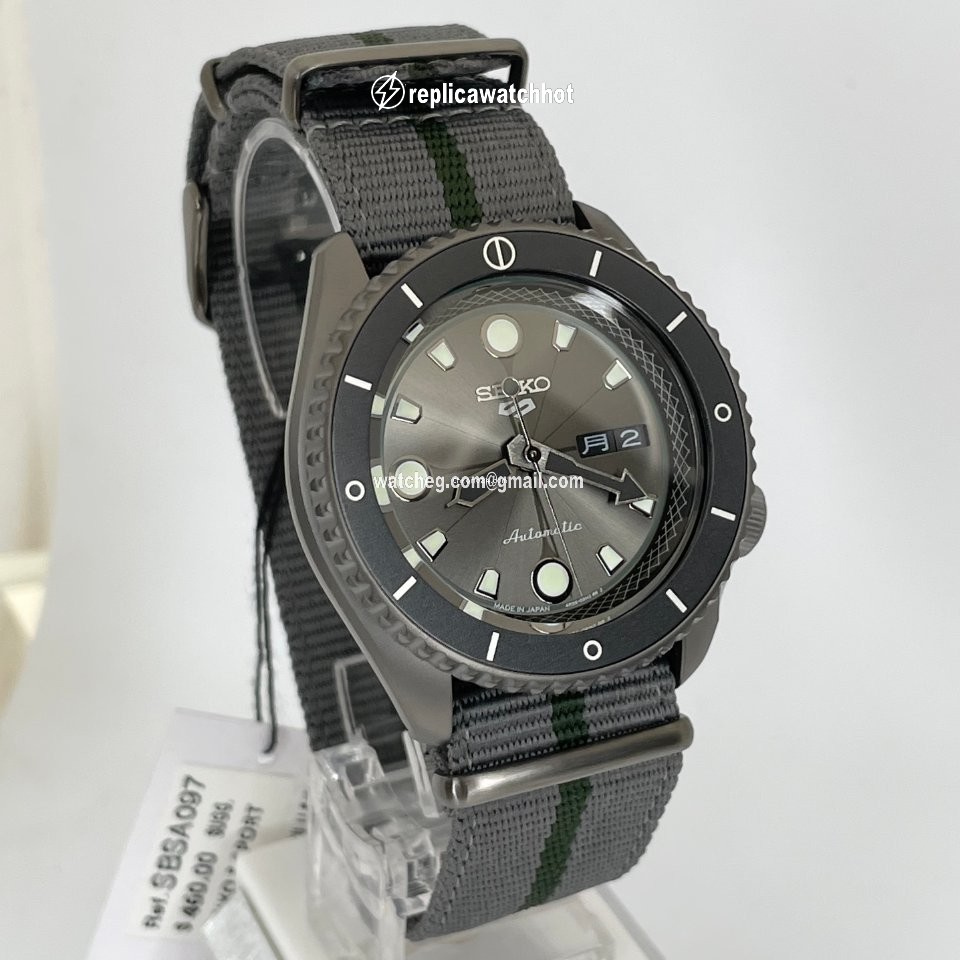 Seiko 5 Sports Mens watch Unisex Automatic Steel SBSA097 3