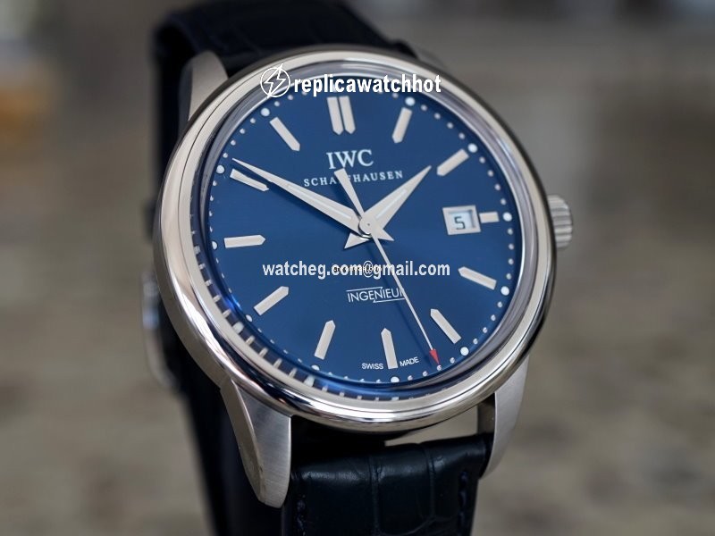 IWC Ingenieur Automatic Mens watch Unisex Automatic Steel IW323310 3