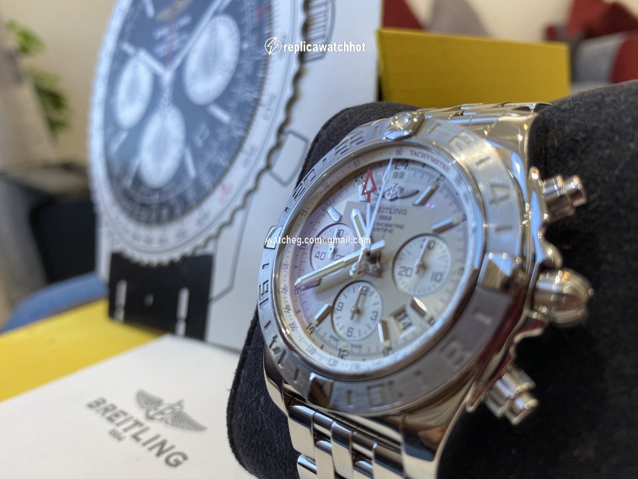 Breitling Chronomat 44 GMT Mens watch Unisex Automatic Steel AB042011 G745 3