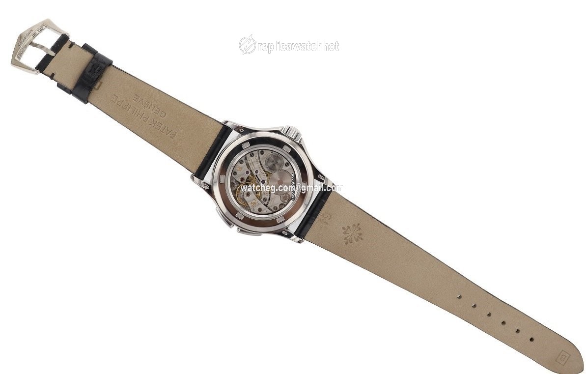 Patek Philippe Travel Time Mens watch Unisex Manual winding White gold 4934g-001 3