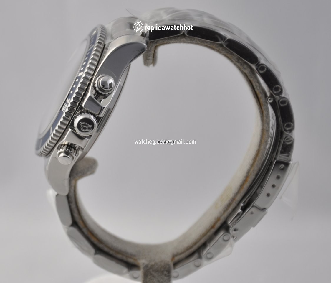 Breitling Superocean Mens watch Unisex Automatic Steel A13311D1 C971 161A 3