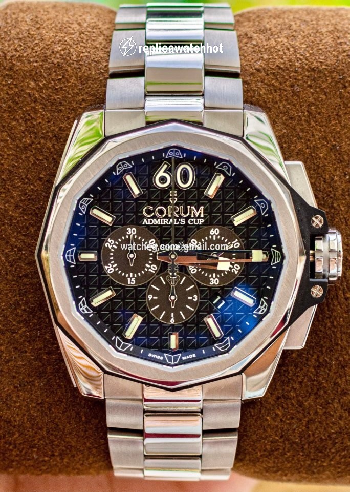 Corum Mens watch Unisex Automatic Titanium 132.201.04 V200 AN10 3