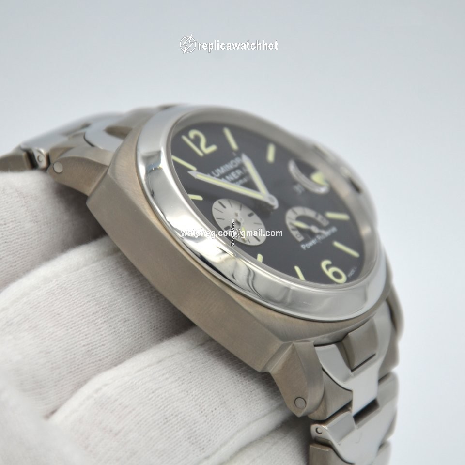 Panerai Luminor Power Reserve Mens watch Unisex Automatic Titanium PAM 00171 3