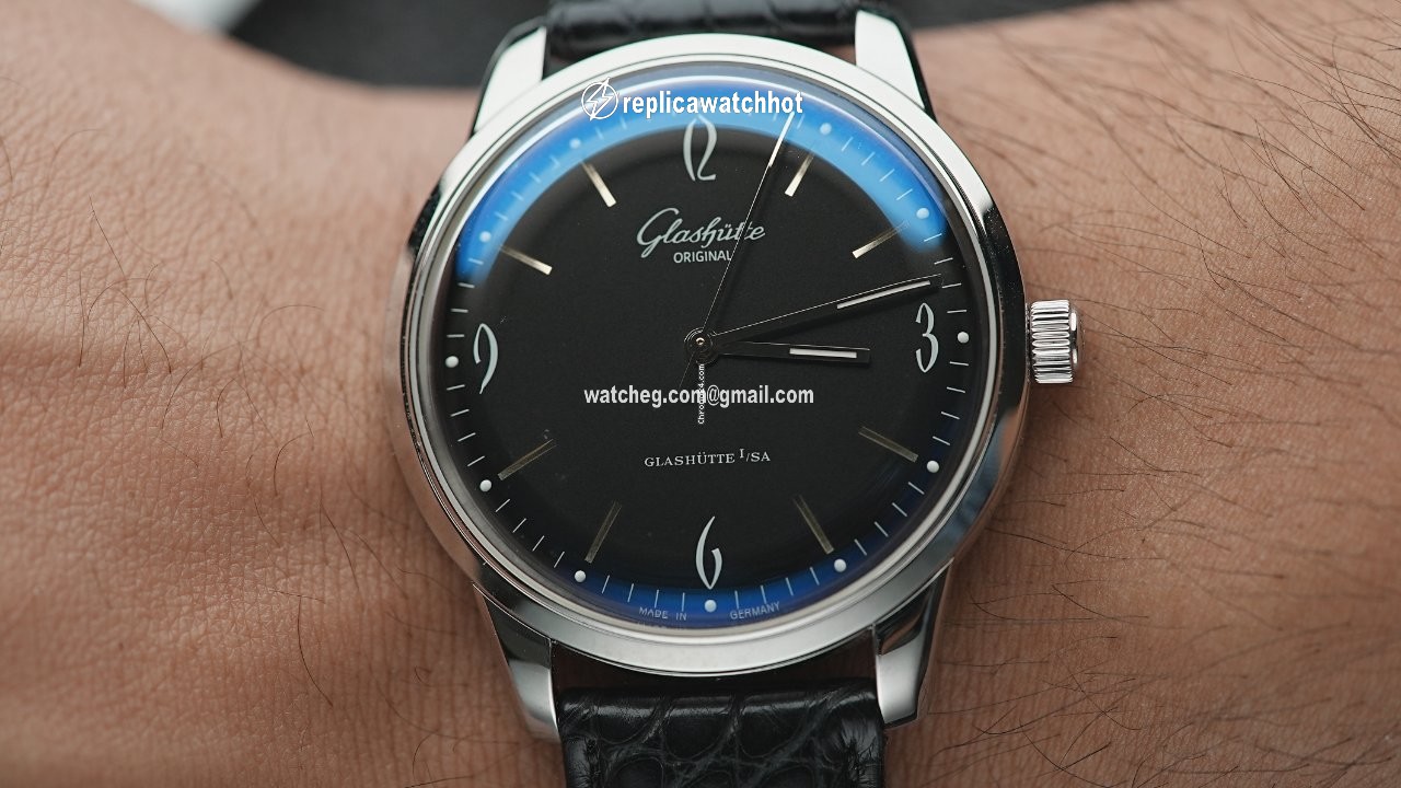 Glashtte Original Sixties Mens watch Unisex Automatic Steel 39-52-04-02-04 3