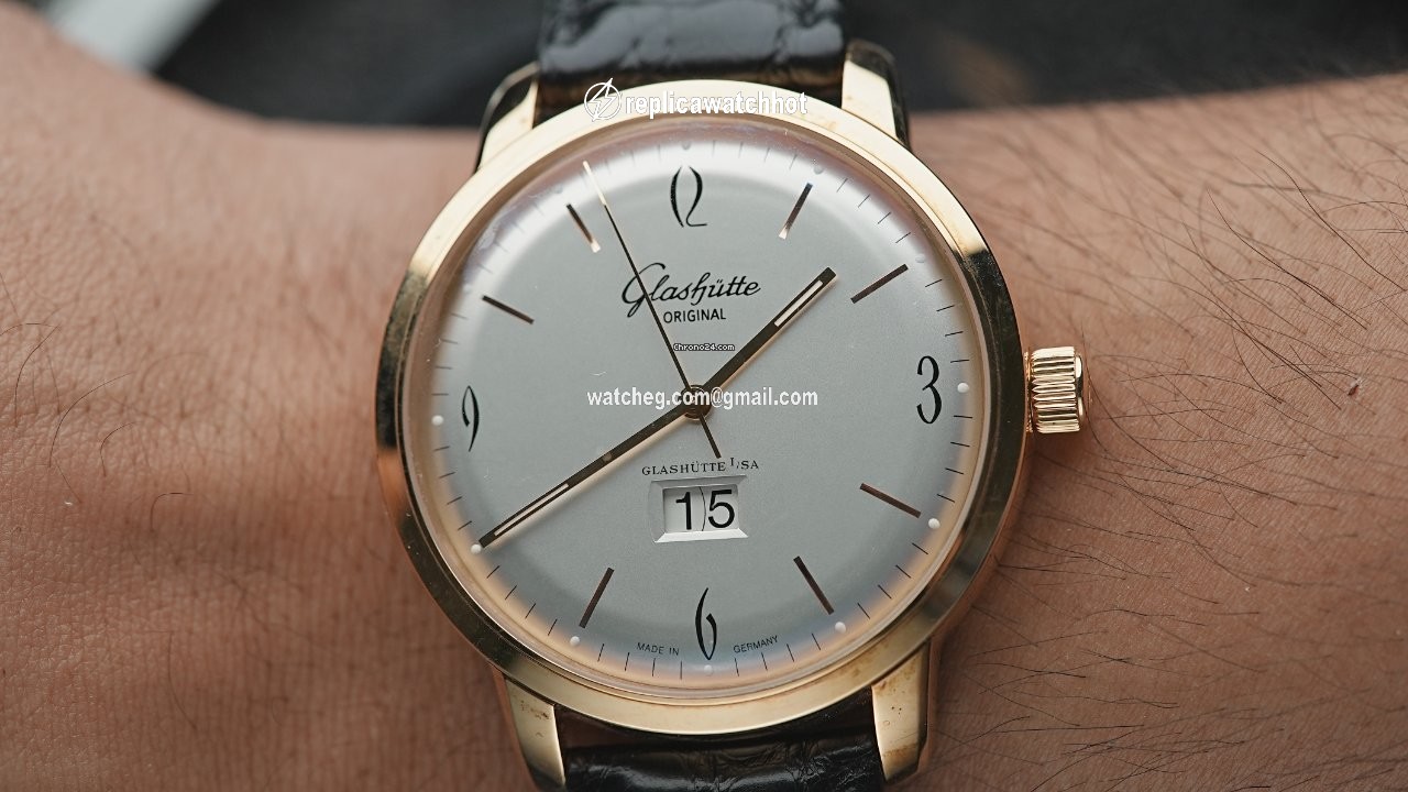 Glashtte Original Sixties Panorama Date Mens watch Unisex Automatic Rose gold 39-47-01-01-04 3