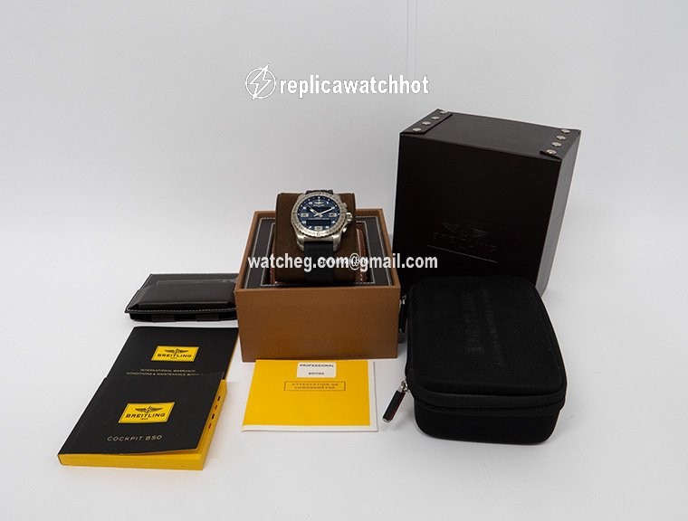 Breitling Cockpit B50 Mens watch Unisex Quartz Titanium EB501019 C904 3