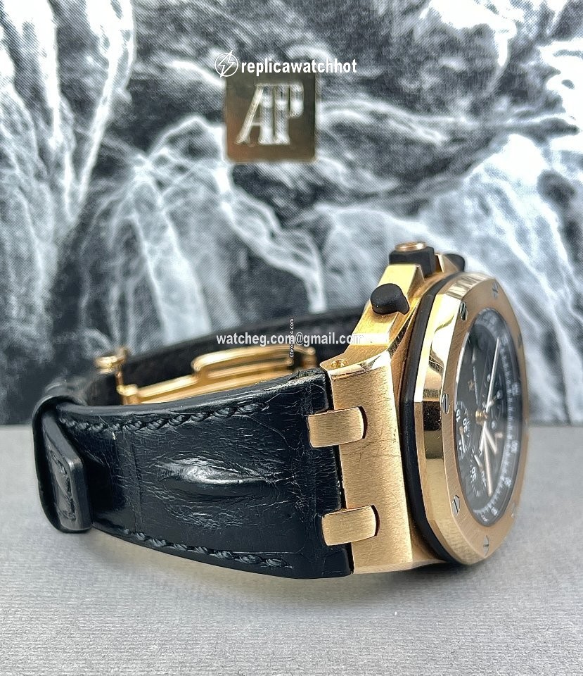 Audemars Piguet Royal Oak Offshore Mens watch Unisex Automatic Rose gold 26180OR.OO.D101CR.01 3