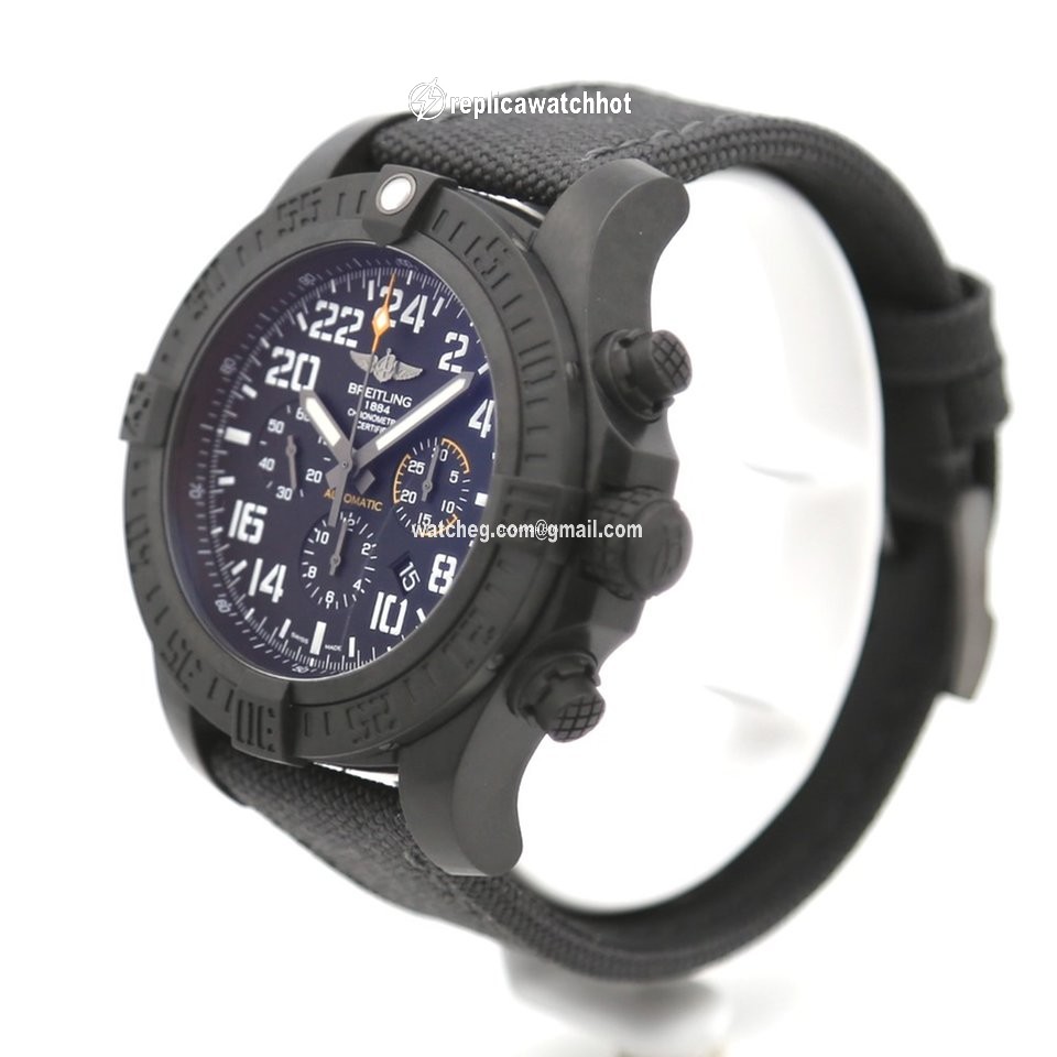 Breitling Avenger Hurricane Mens watch Unisex Automatic XB1210E41B1W1 3