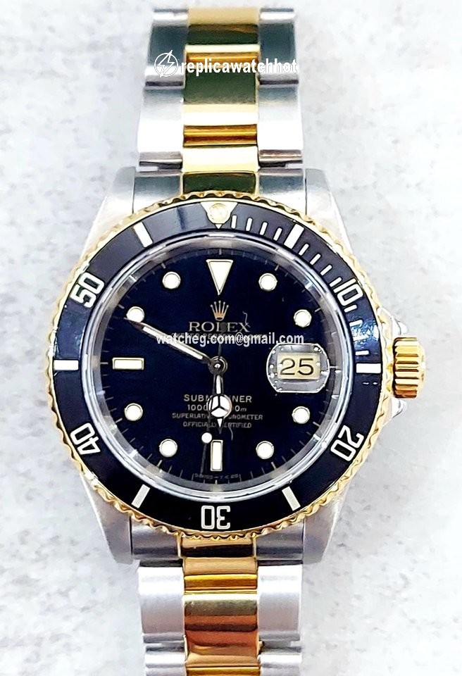 Rolex Submariner Date Mens watch Unisex Gold Steel Automatic 16613N Submariner 3