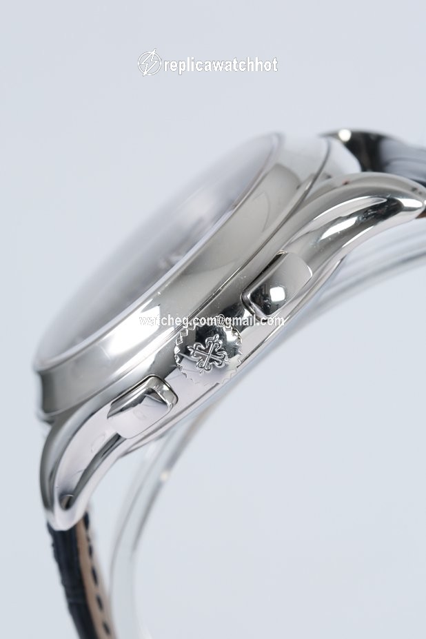 Patek Philippe Annual Calendar Chronograph Mens watch Unisex Automatic Platinum 5905P-001 3