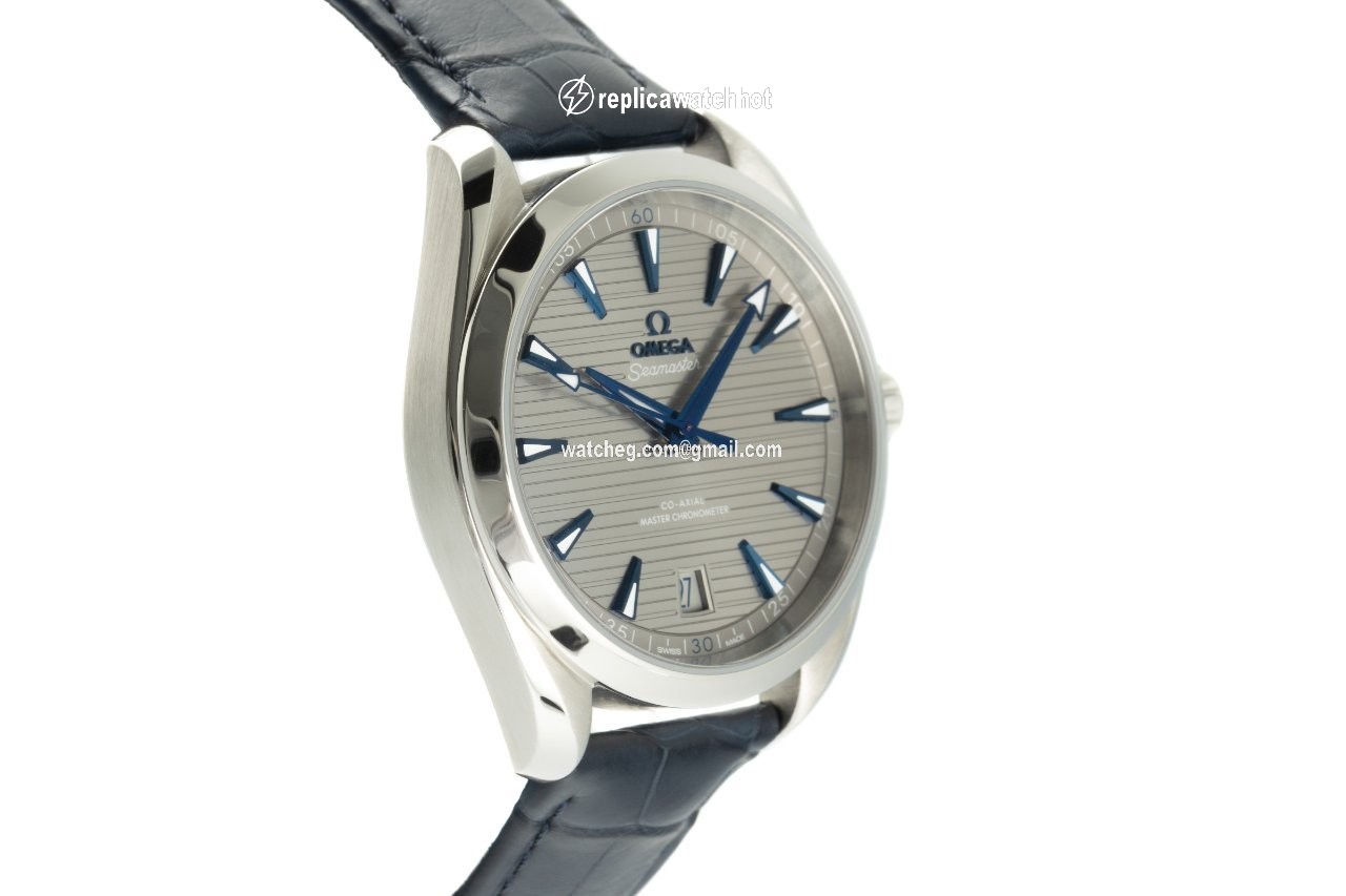 Omega Seamaster Aqua Terra Mens watch Unisex Automatic Steel 220.13.41.21.06.001 3