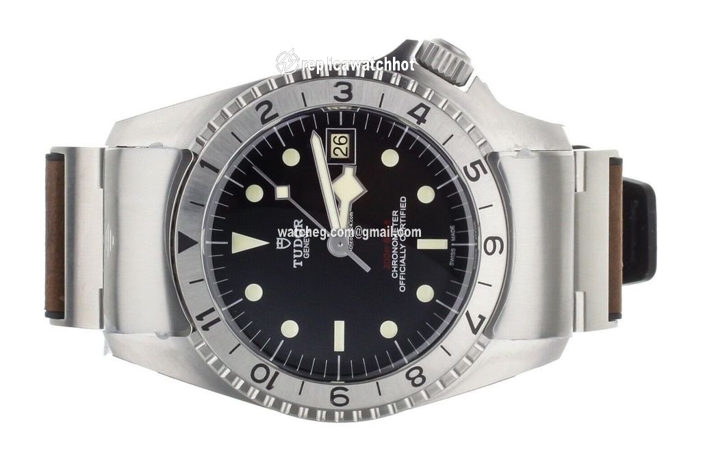 Tudor Black Bay Steel Mens watch Unisex Automatic Steel M70150 3