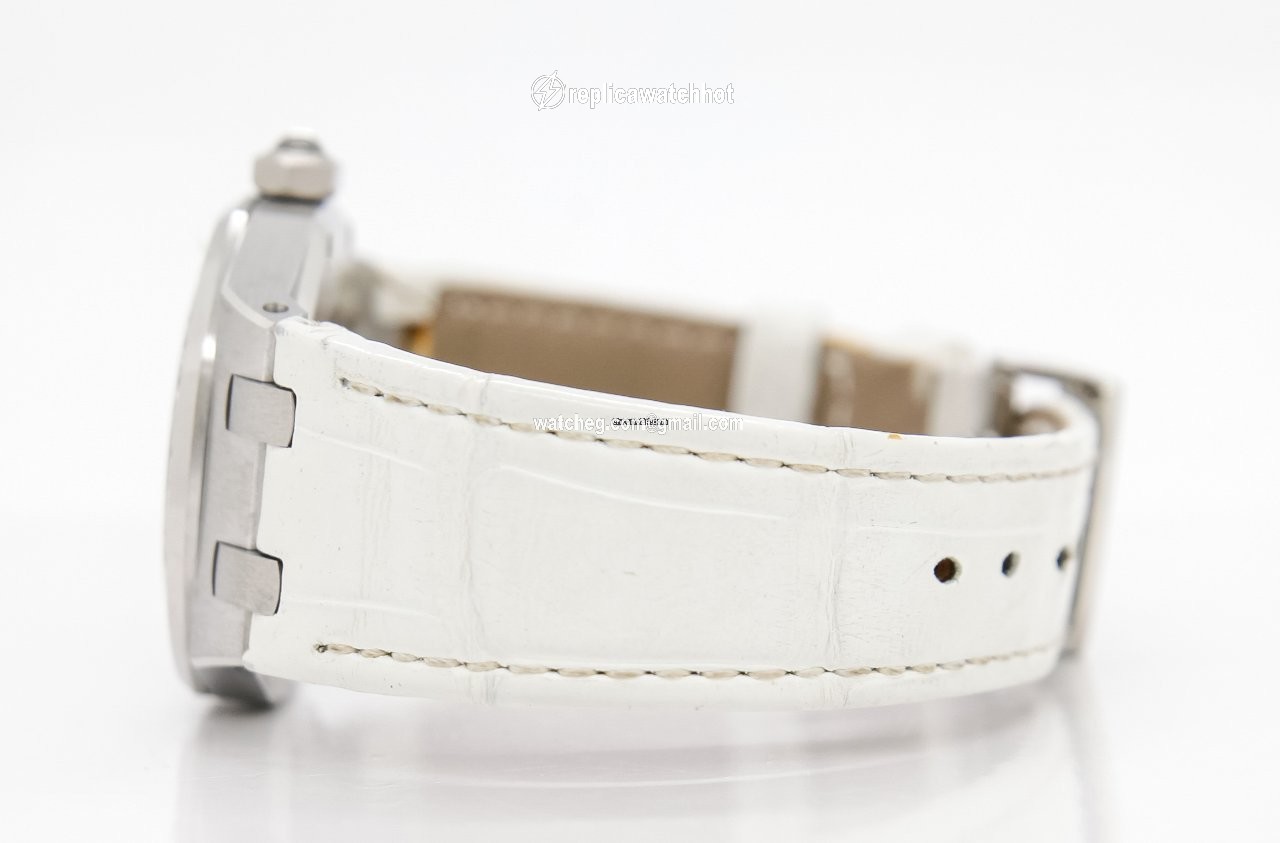 Audemars Piguet Royal Oak Lady Womens watch Quartz Steel 67621ST.ZZ.D012CR.02 3