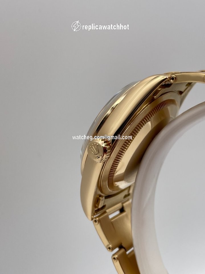 Rolex Day-Date 36 Mens watch Unisex Yellow gold Automatic 18208 3