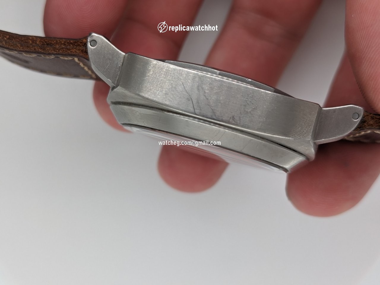 Panerai Luminor Marina Mens watch Unisex Manual winding Titanium PAM 00116 3