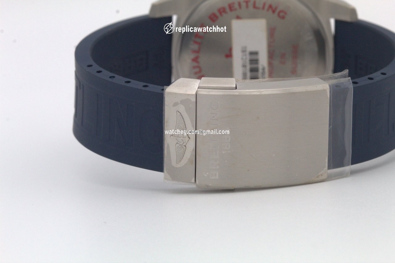 Breitling Chronomat Colt Mens watch Unisex Automatic Steel A17388101C1S1 3