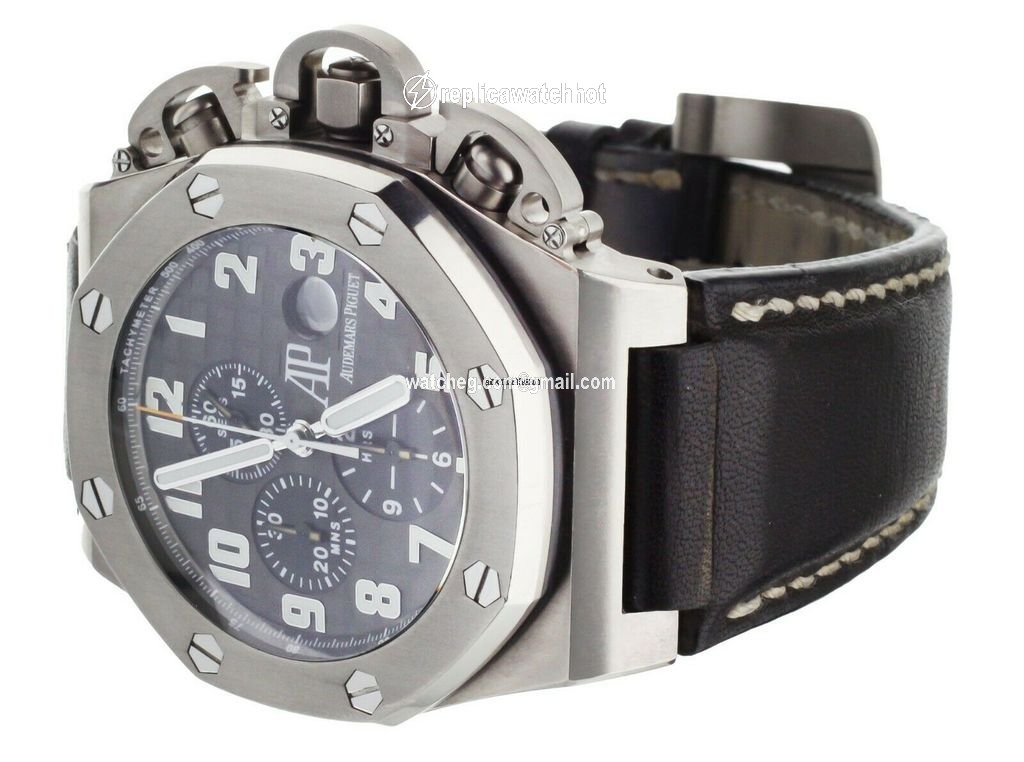 Audemars Piguet Royal Oak Offshore Chronograph Mens watch Unisex Automatic Titanium 25863TI 3