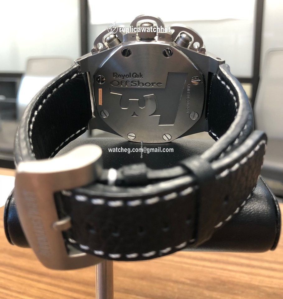 Audemars Piguet Royal Oak Offshore Chronograph Mens watch Unisex Automatic Titanium 25863TI.OO.A080CU.01 3
